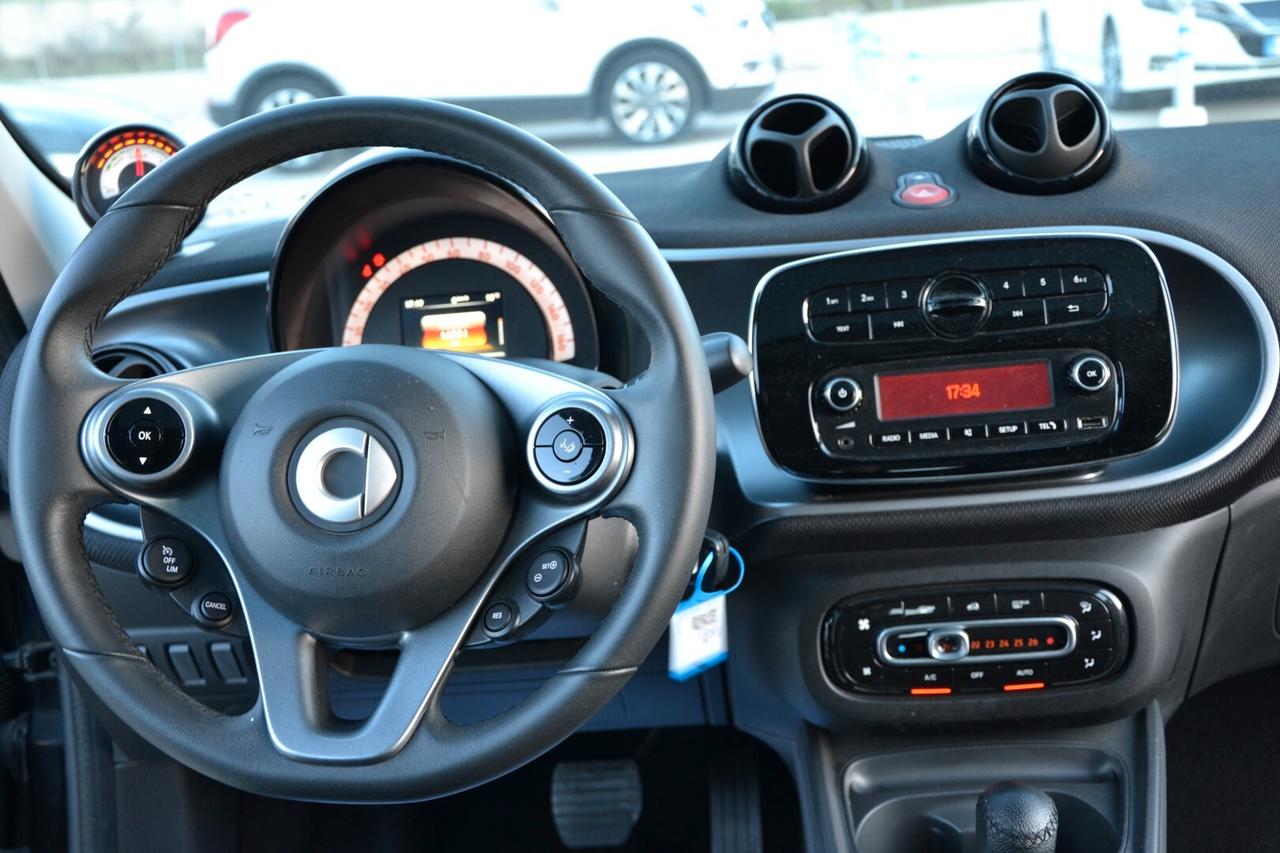 SMART FORFOUR EQ Elettrica 5p '19 - Neopatentati