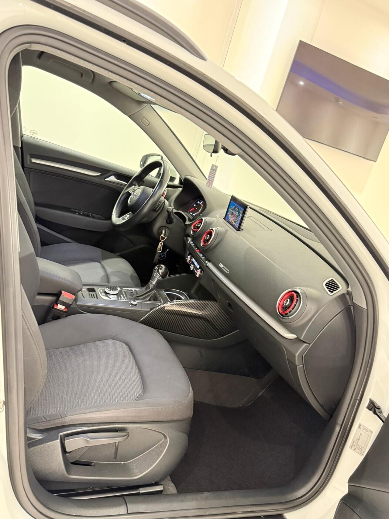 AUDI A3 SPB 30 TDI S tronic DESIGN ANNO2019