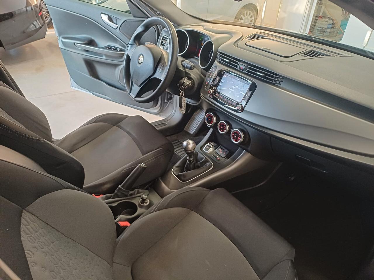 Alfa Romeo Giulietta 1.6 JTDm-2 105 CV Super