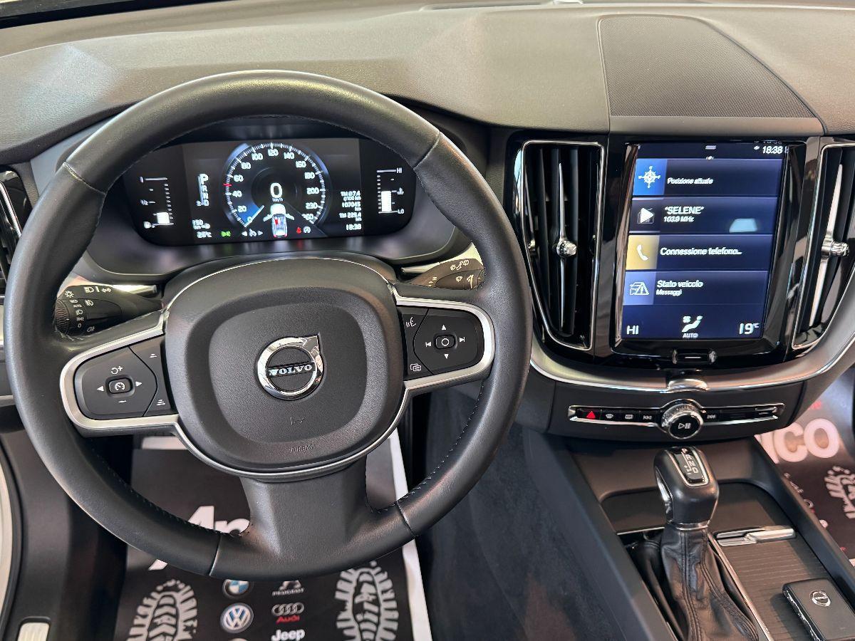 VOLVO XC60 D4 AWD Geartronic Inscription
