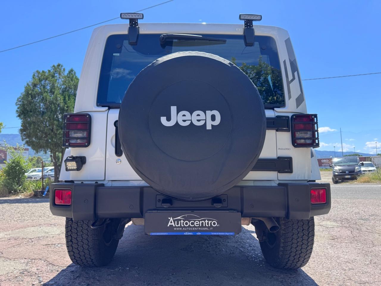 Jeep Wrangler Unlimited 2.8 CRD DPF Sahara Auto