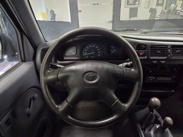 TOYOTA Hilux EXTRA-CAB D-4D ARIA CONDIZIONATA