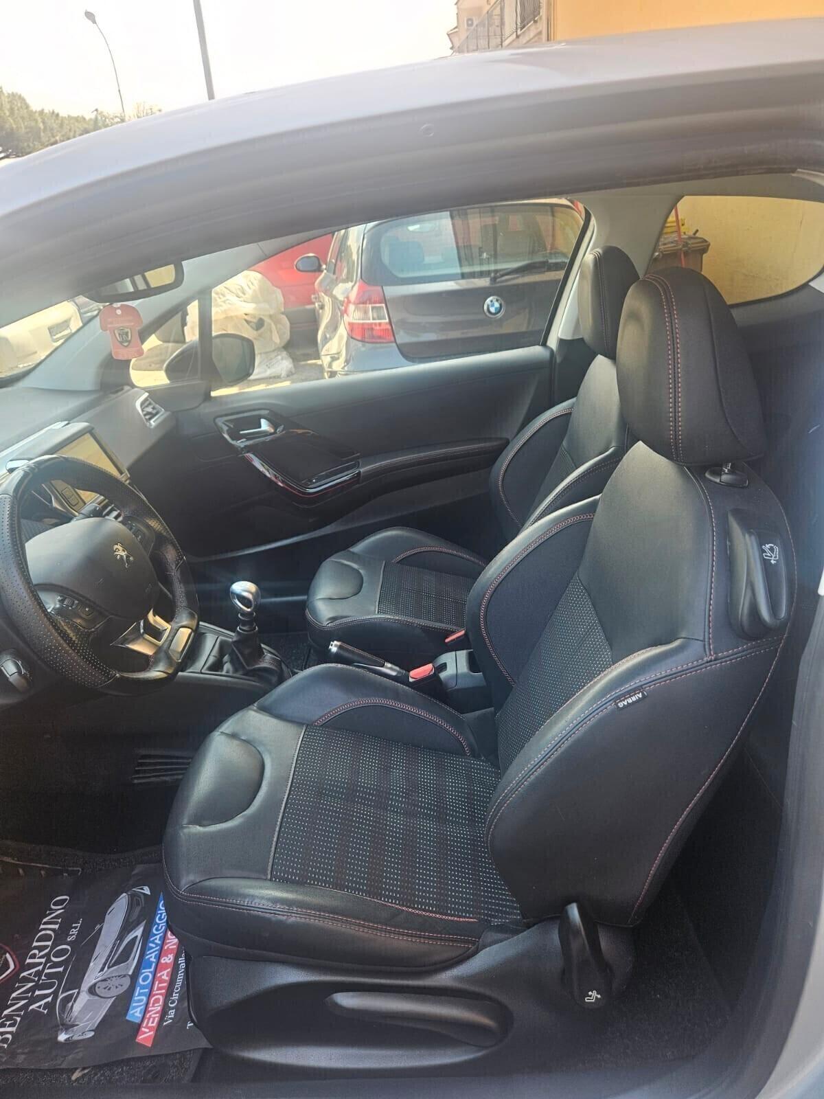 Peugeot 208 BlueHDi 120 GT Line 2016