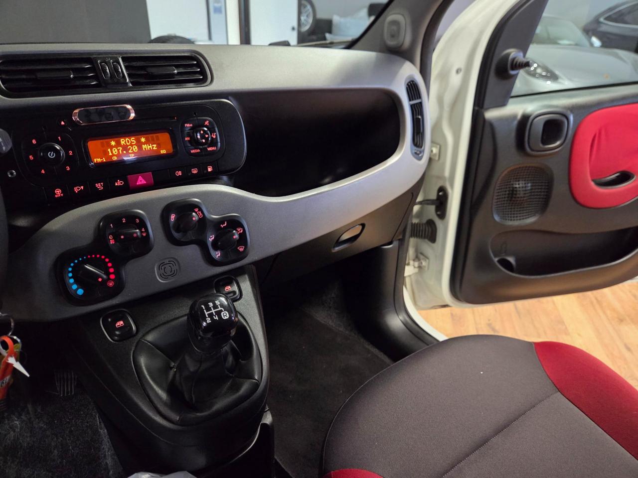 Fiat Panda 0.9 t.air t. natural power Lounge 80cv E5+