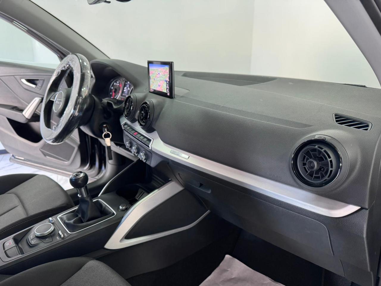 Audi Q2 1.6 TDI Sport-TAGLIANDI AUDI-GARANTITA-2017