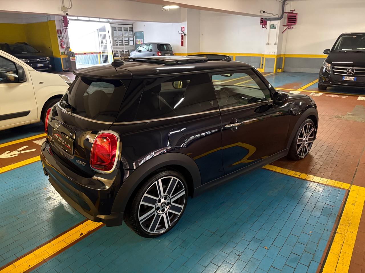 Mini 1.5 Cooper Yours