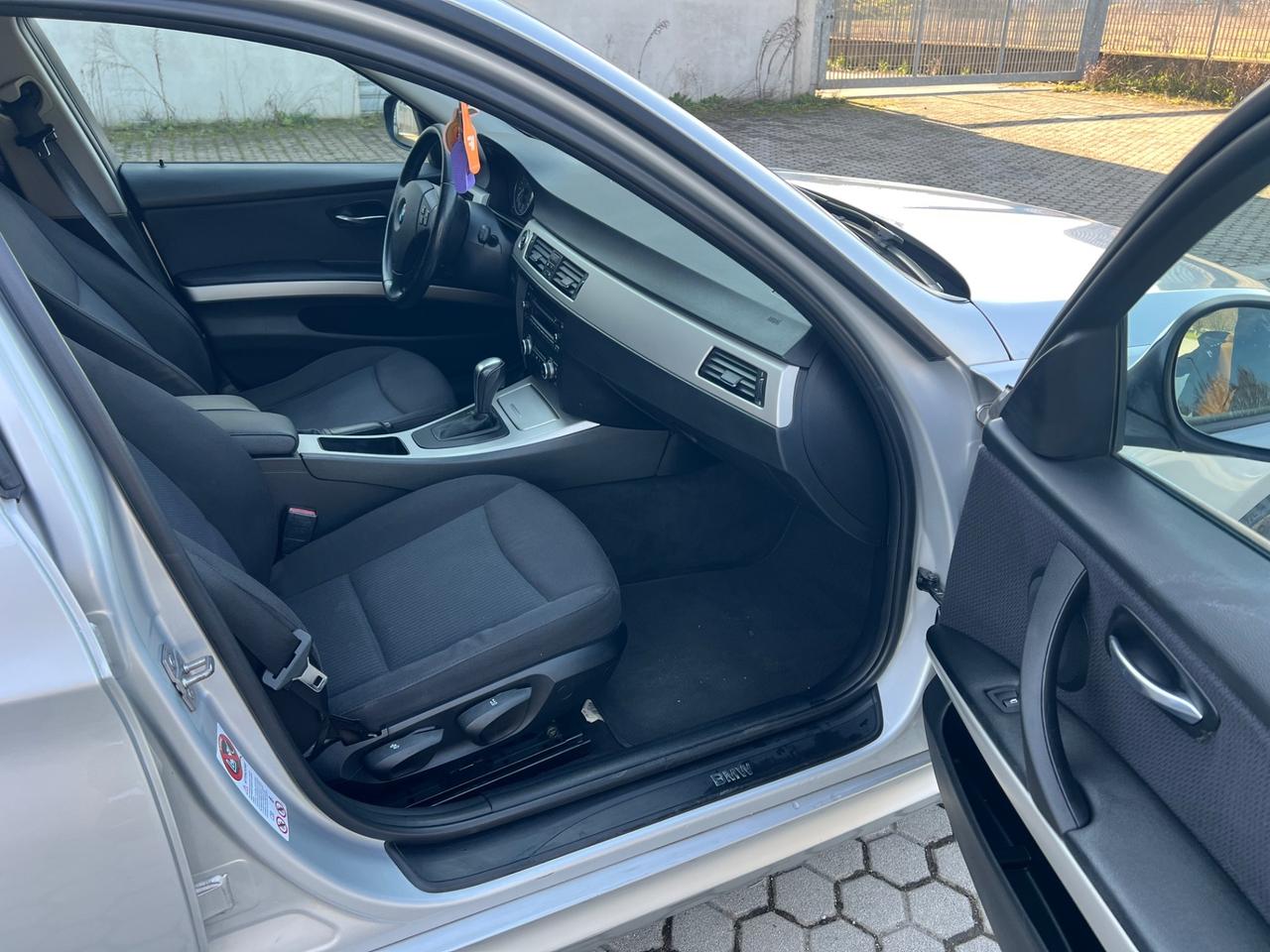 Bmw 318 318d 2.0 143CV cat Touring MSport