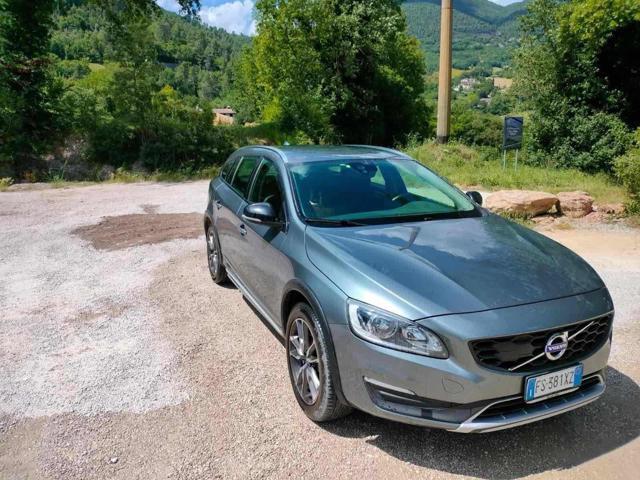 VOLVO V60 Cross Country D3 Geartronic Pro Automatica