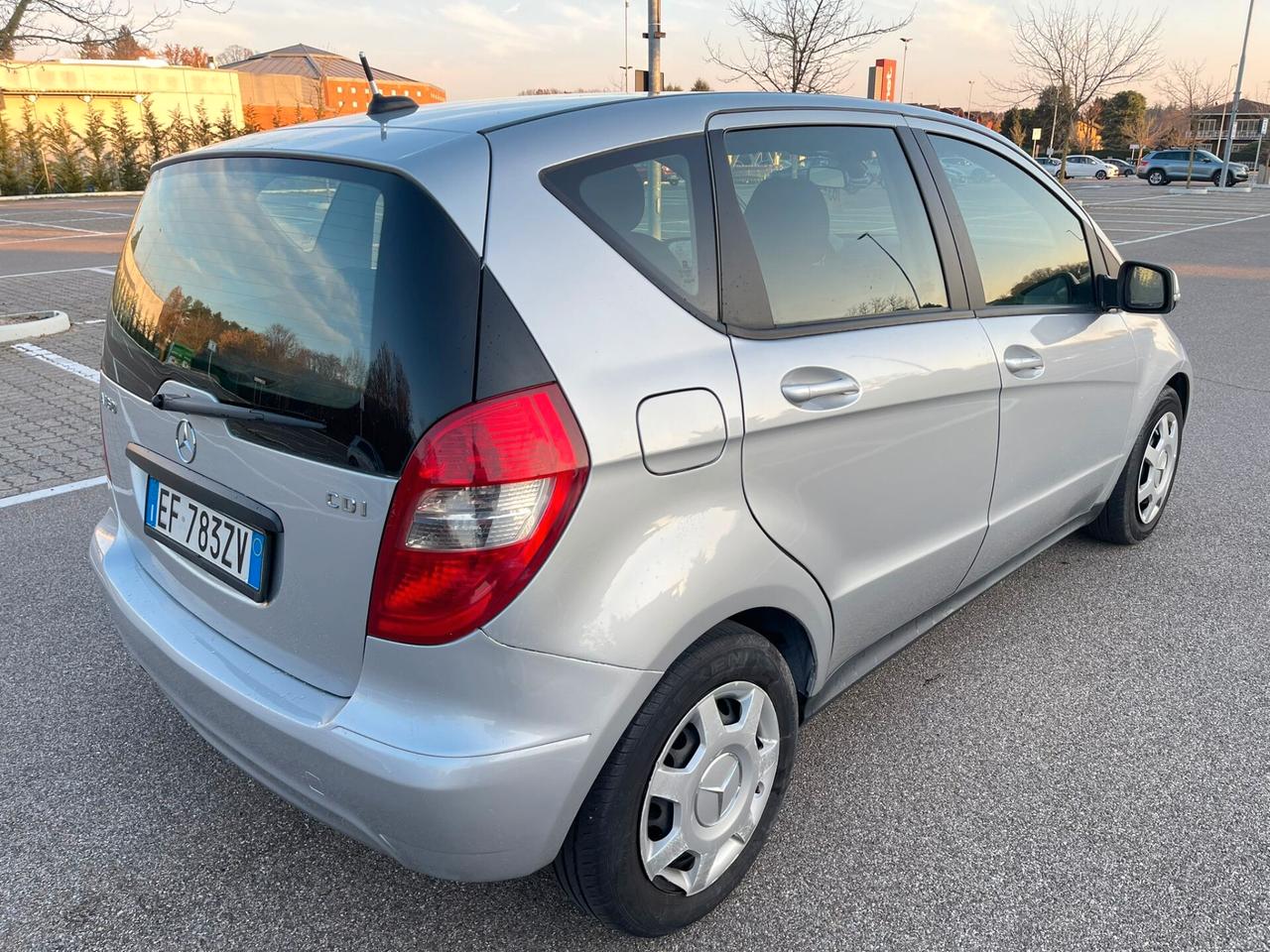 Mercedes-benz A 160 A 160 CDI BlueEFFICIENCY Avantgarde