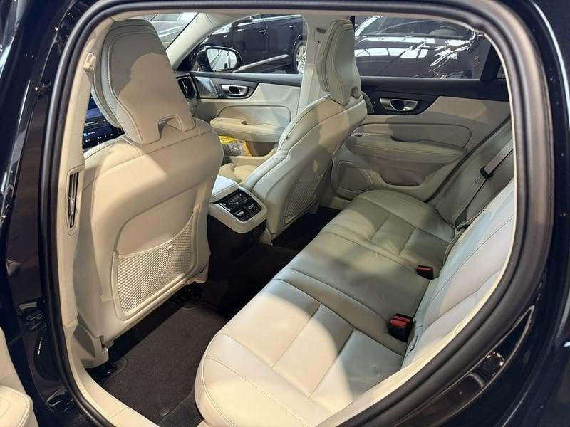 Volvo V60 Cross Country V60 Cross Country B4 (d) AWD automatico Ultimate