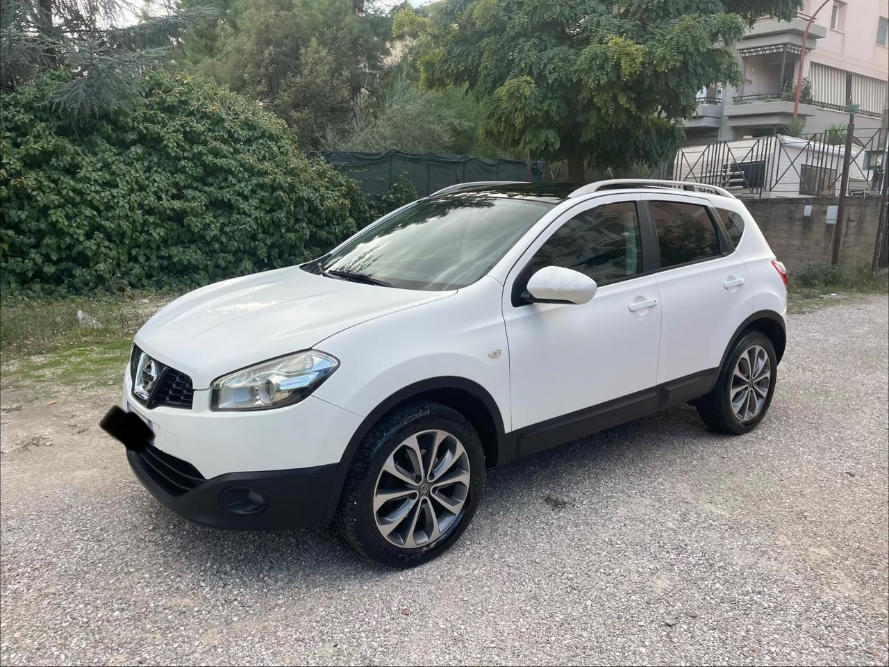 Nissan Qashqai 1.5 dCi DPF Tekna