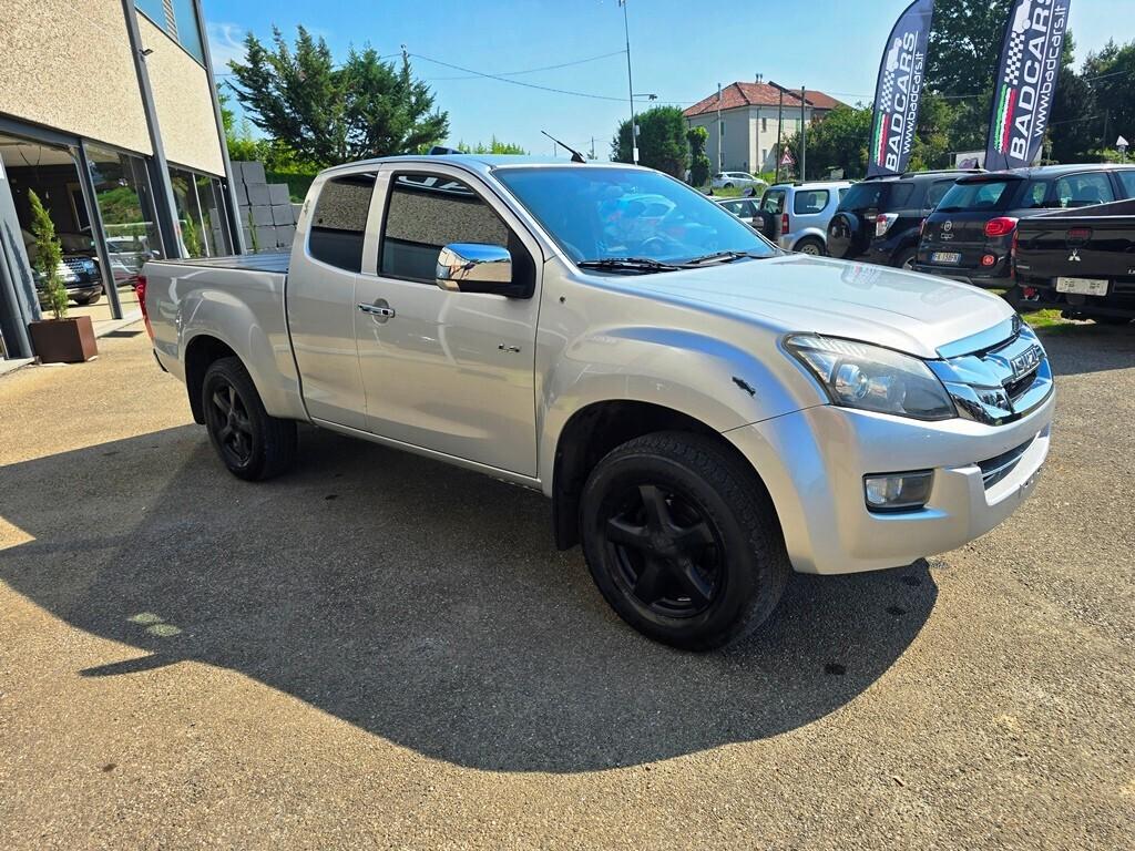 Isuzu D-Max 2.5 TDI 163CV SPACE CAB "LS"