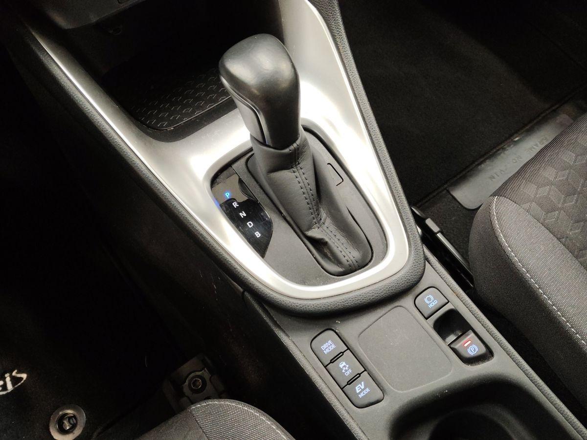 TOYOTA Yaris IV 2020 - Yaris 1.5h Style