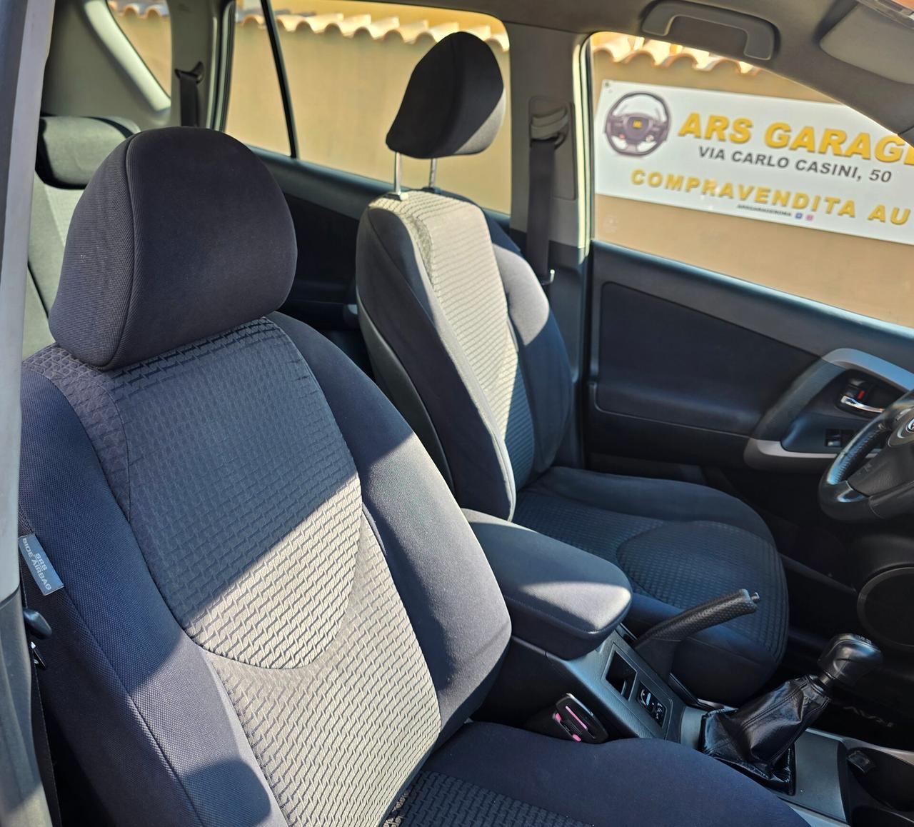 Toyota RAV 4 RAV4 2.2 D-4D 177 CV Luxury