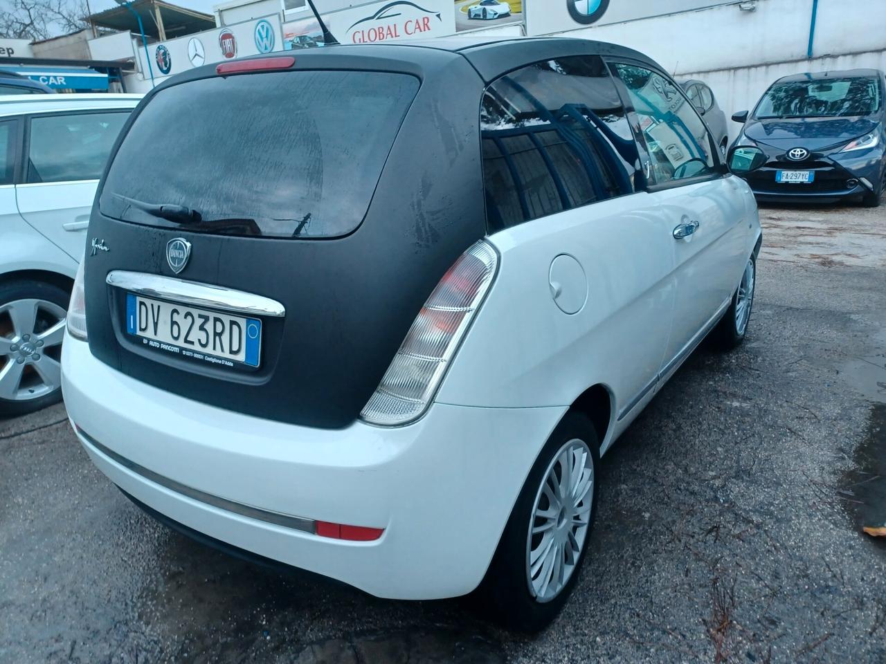 Lancia Ypsilon 1.3 M.JET BICOLORE SOLO 117000 KM