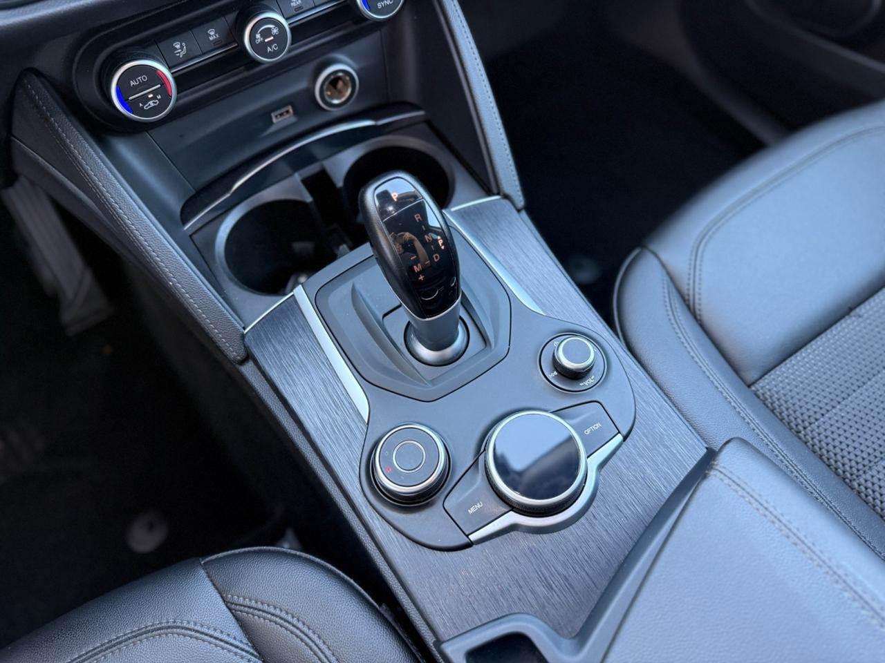 Alfa Romeo Stelvio 2.2 Turbodiesel 210 CV AT8 Q4 Ti