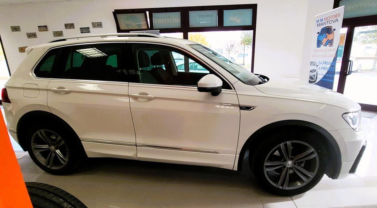 VOLKSWAGEN Tiguan 1.6 TDI SCR Sport BlueMotion Technology