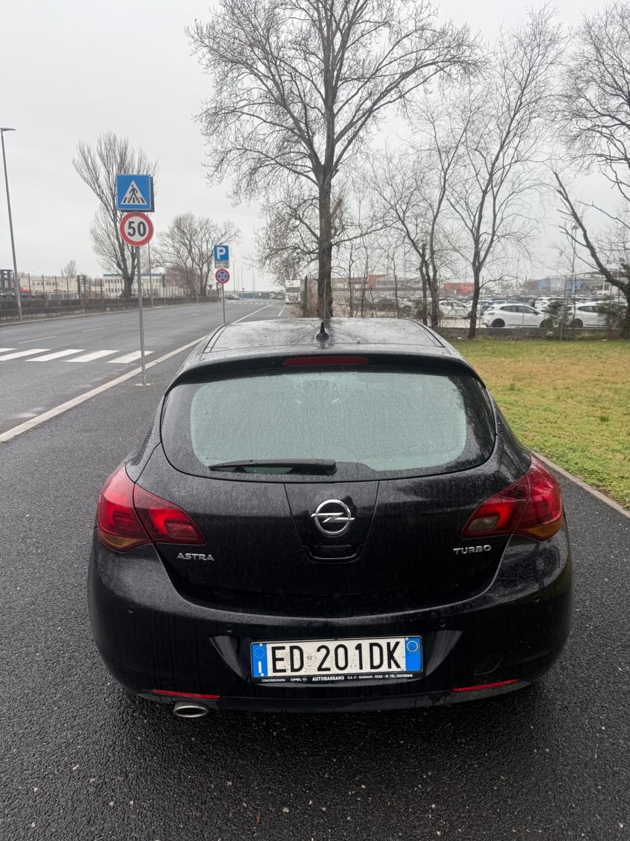 Opel Astra 1.4 16V Twinport 5 porte Enjoy