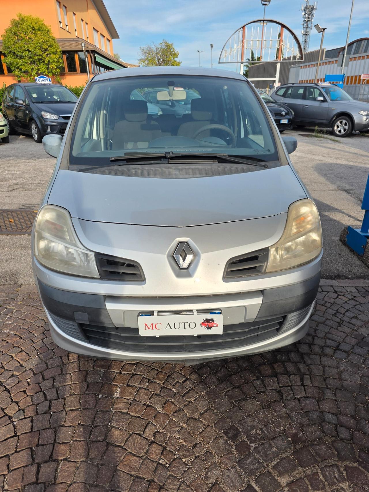 Renault Modus 1.5 dCi 85Cv con 147.000km Neopatentati ok