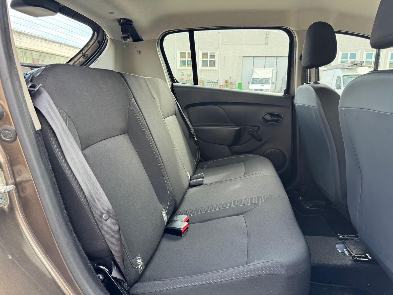 Dacia Sandero 1.0 benzina. km 84.000