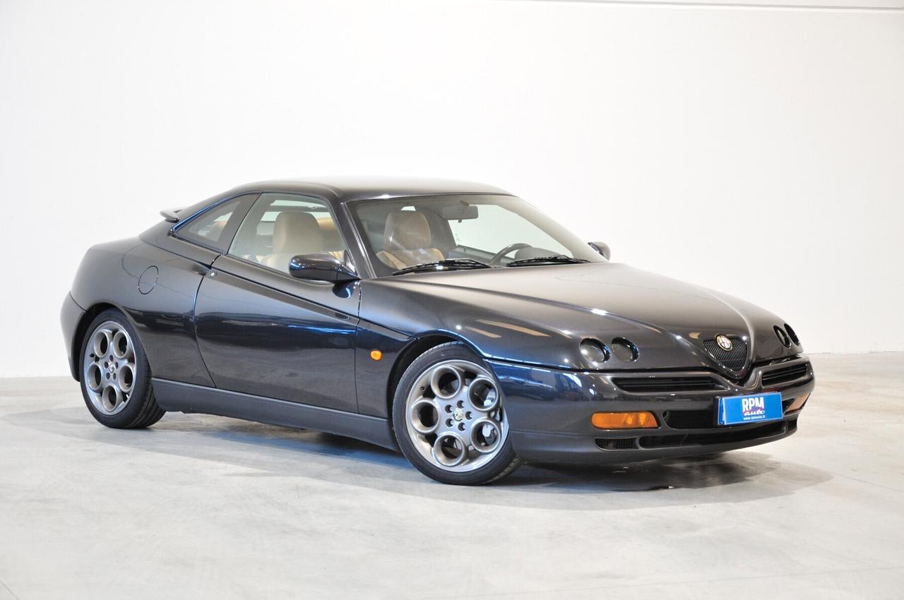 Alfa Romeo GTV 2.0i V6 turbo cat