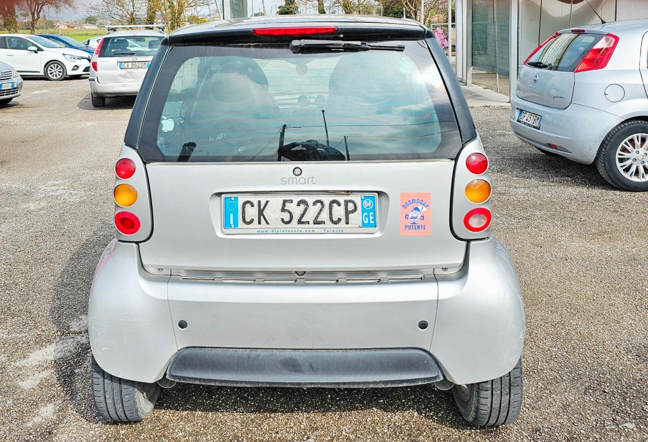 Smart ForTwo 700 coupé pure (45 kW)
