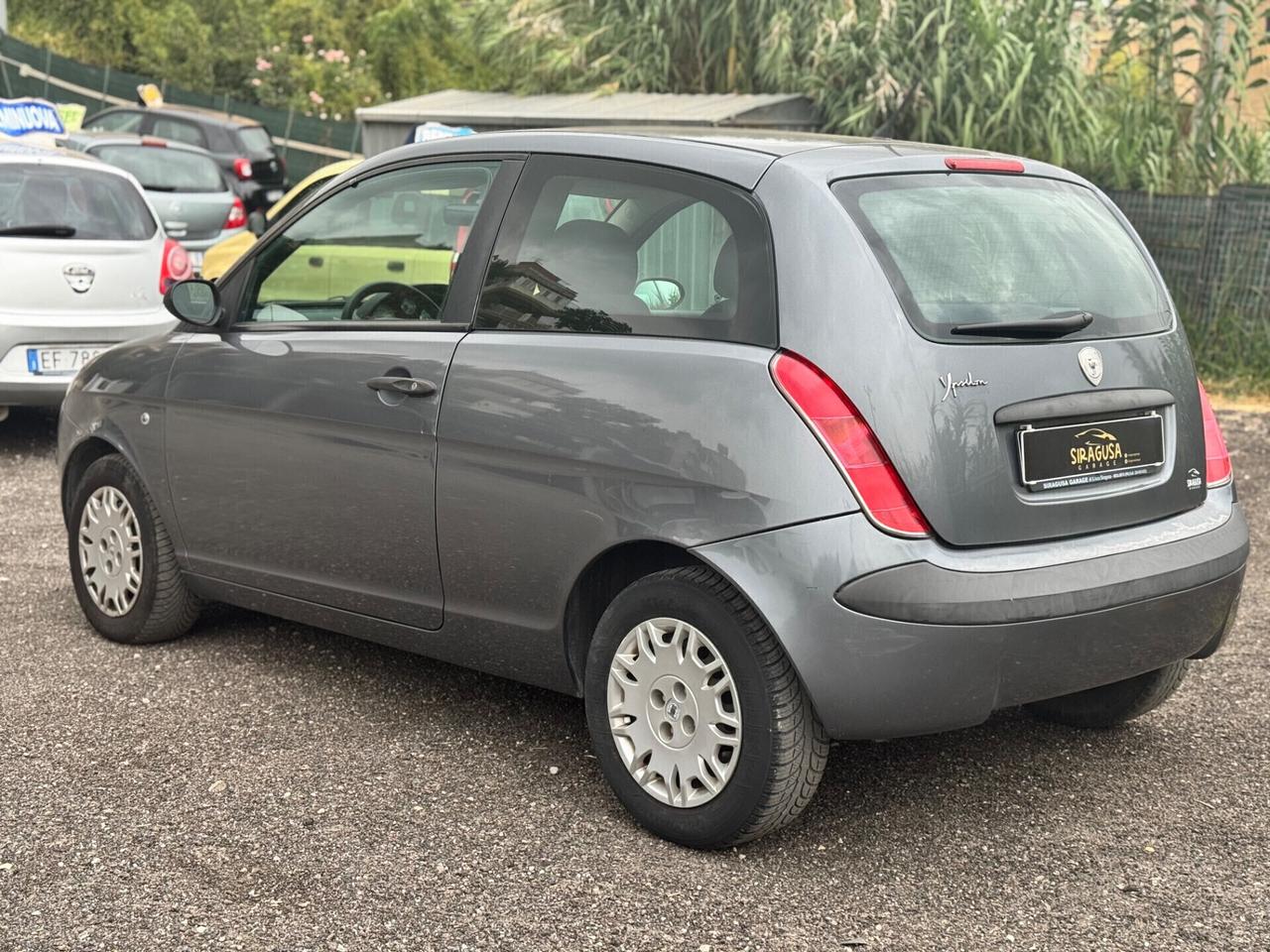 Lancia Ypsilon 1.2 16V Argento