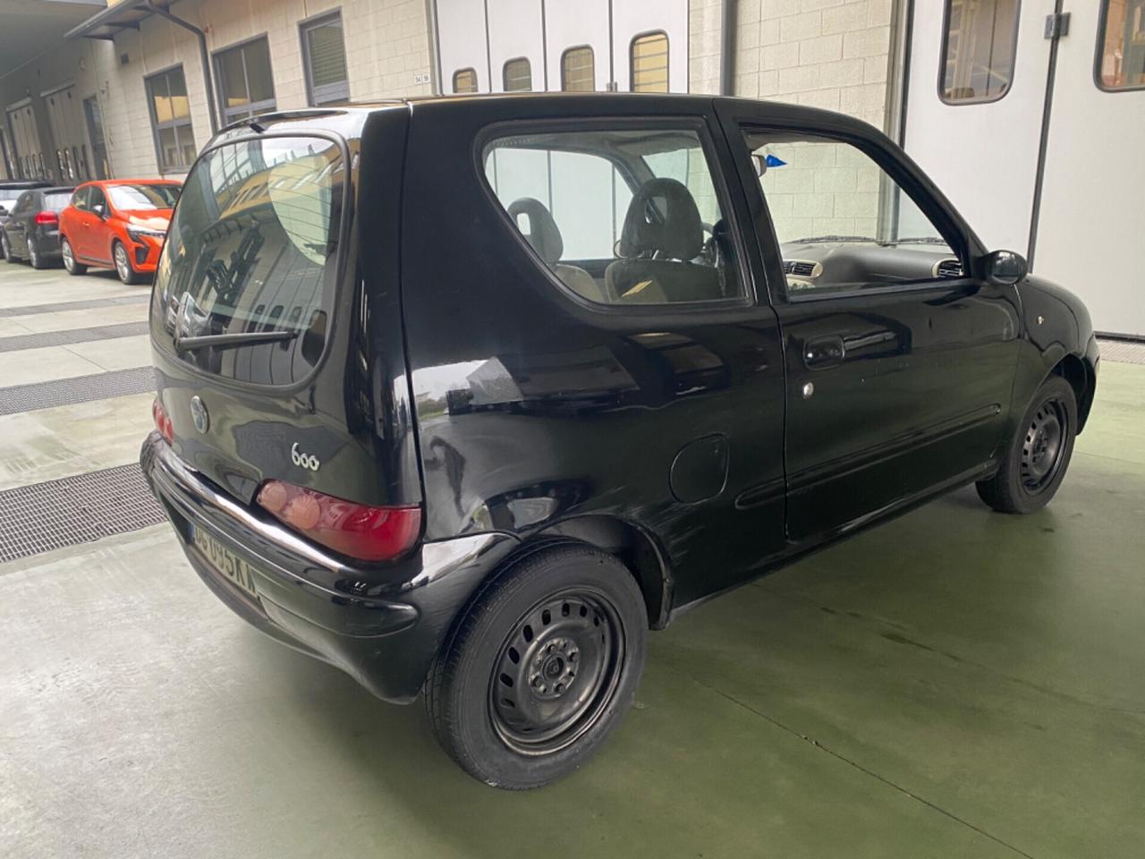 Fiat 600 1.1 Active