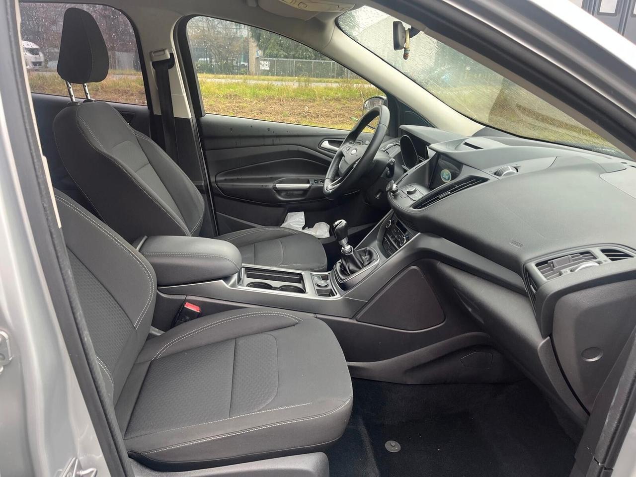Ford Kuga 1.5 TDCI 120 CV