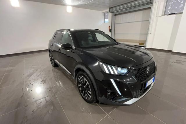 PEUGEOT 2008 motore elettrico 136 CV GT