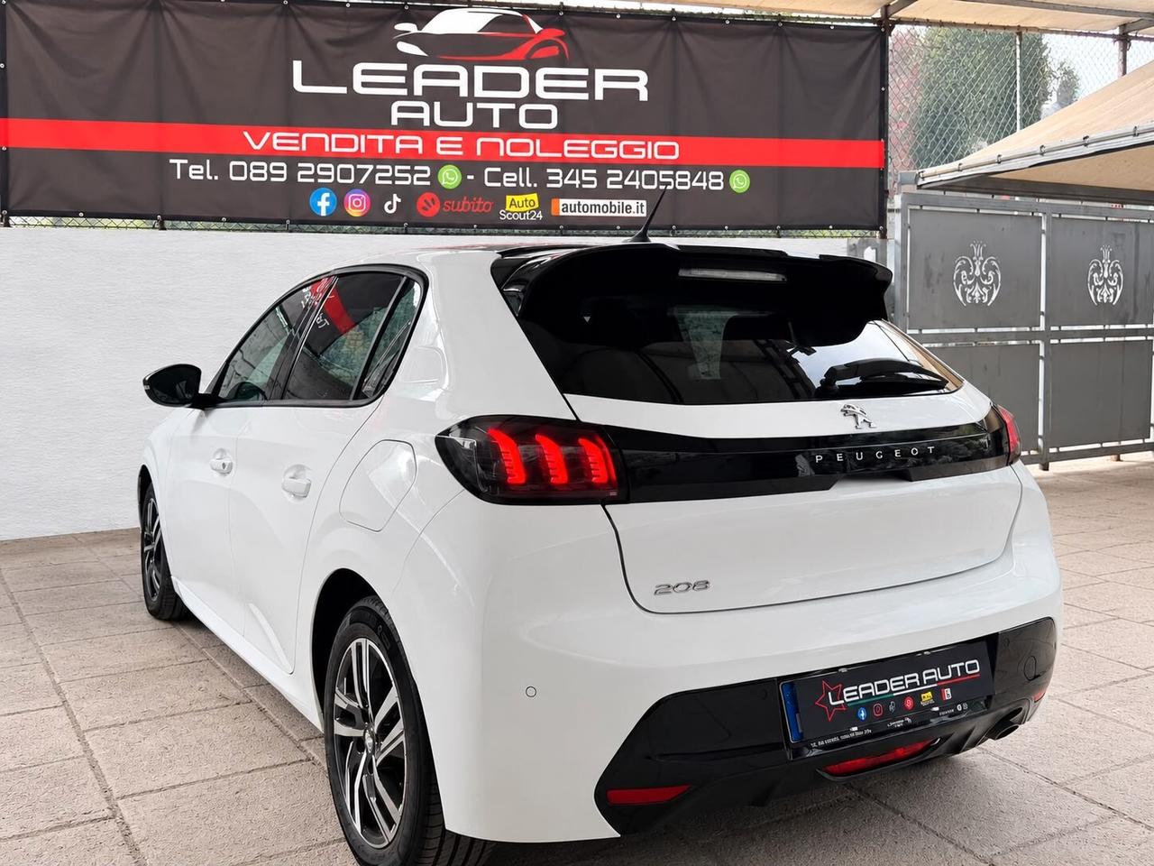 Peugeot 208 1.2 puretech 100Cv AUTOMATICA stop&start 5 porte allure