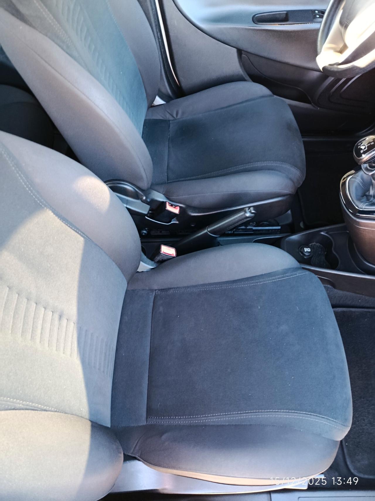 Lancia Ypsilon 0.9 TwinAir 85 CV 5 porte Metano Ecochic Gold