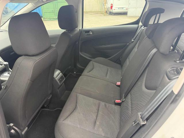 PEUGEOT 308 1.6 8V e-HDi 112CV Stop&Start robotiz. 5p. Active