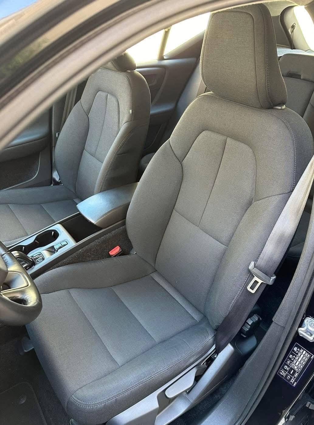 Volvo XC40 2.0 d3 150CV Momentum Geartronic