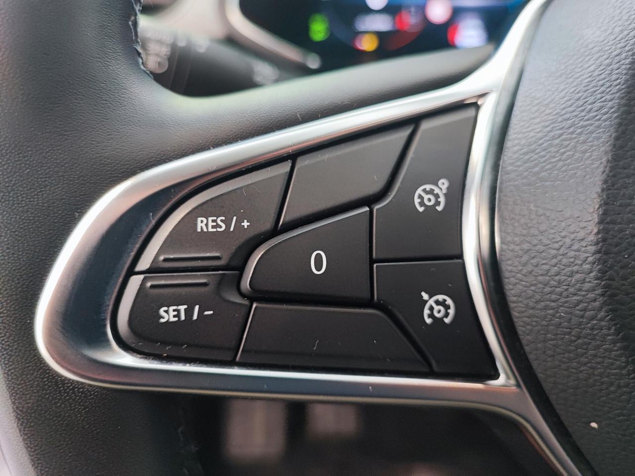 Renault Captur Plug-in Hybrid E-Tech 1 Initiale Paris