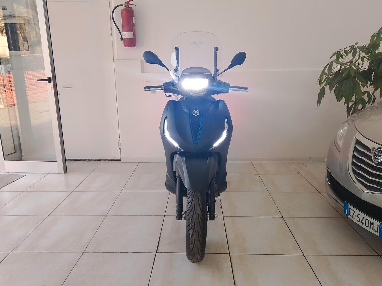 Piaggio Beverly 400 S