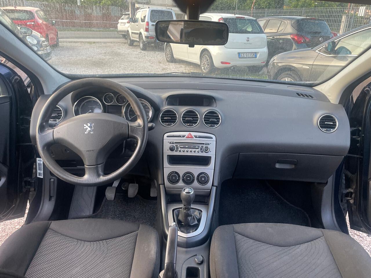 Peugeot 308 1.6 8V HDi 93CV FAMILIARE