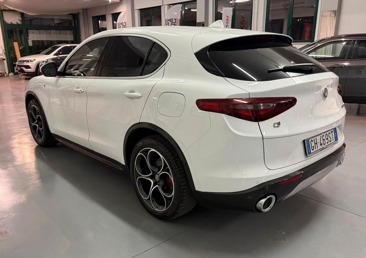 Alfa Romeo Stelvio 2.2 210 CV AT8 Q4 Ti