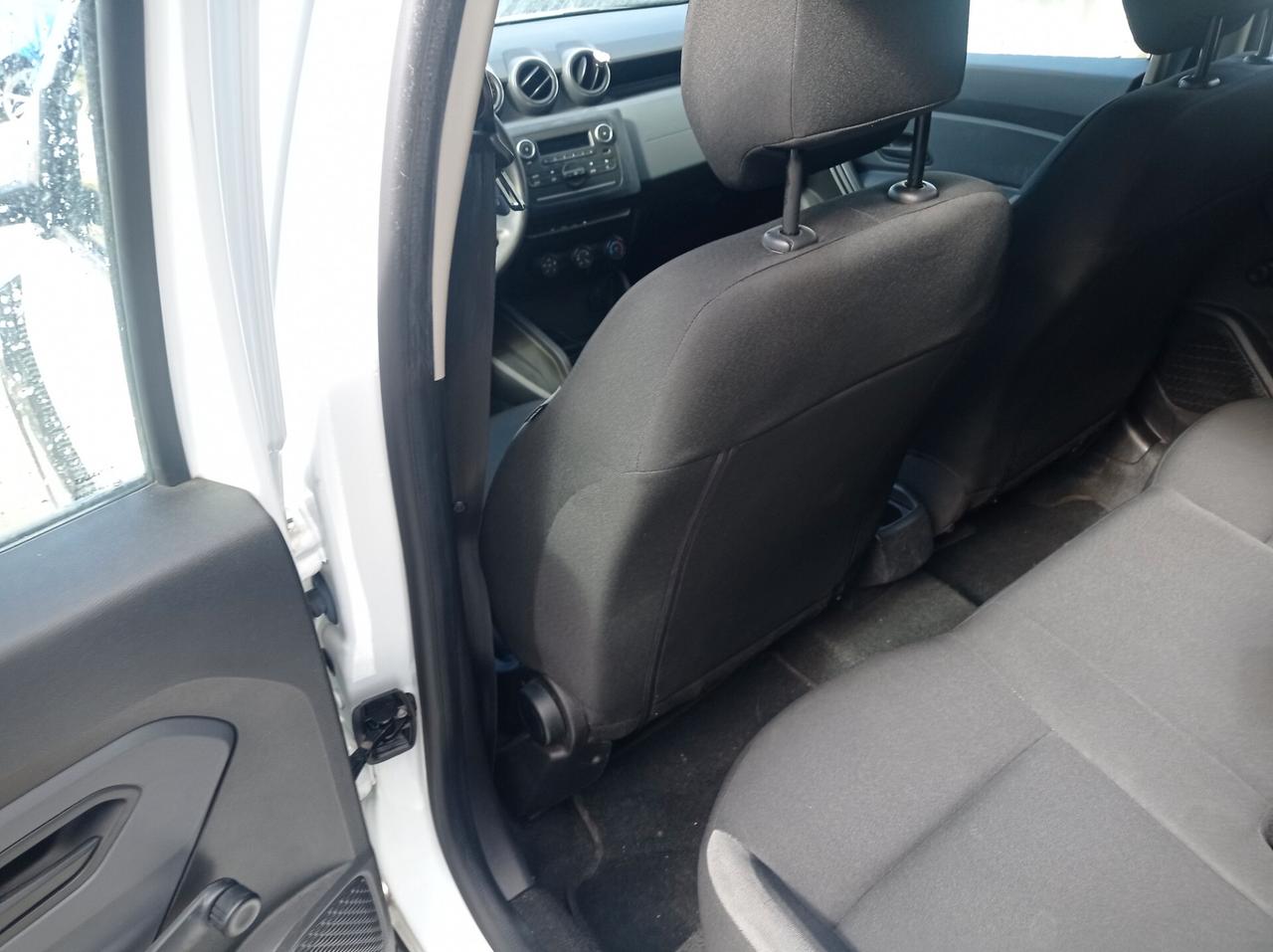 Dacia Duster 1.6 SCe GPL 4x2 Essential