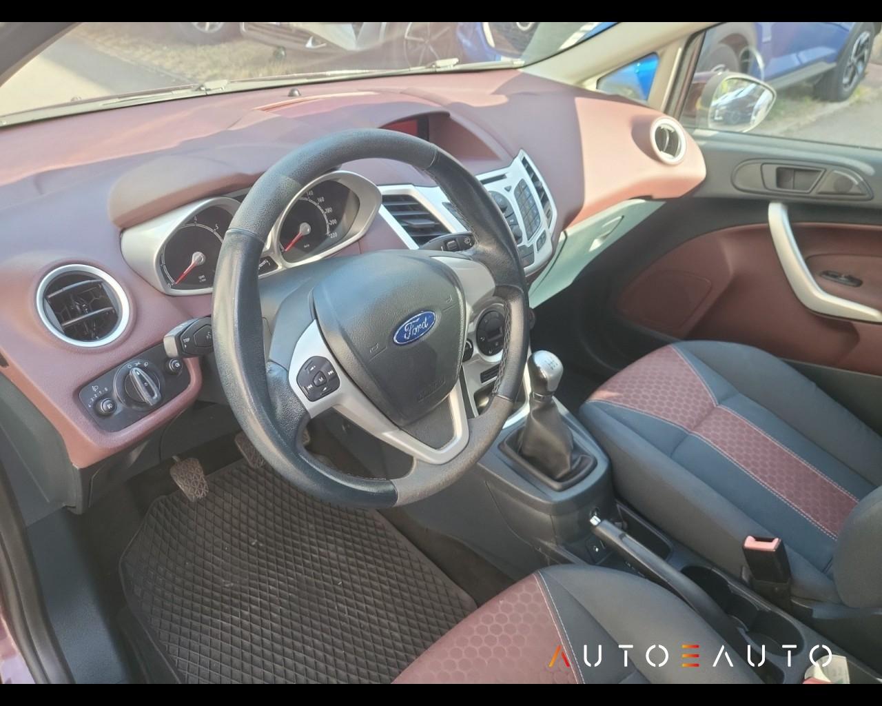FORD Fiesta VI - fiesta 1.4 16v Titanium Gpl 5p