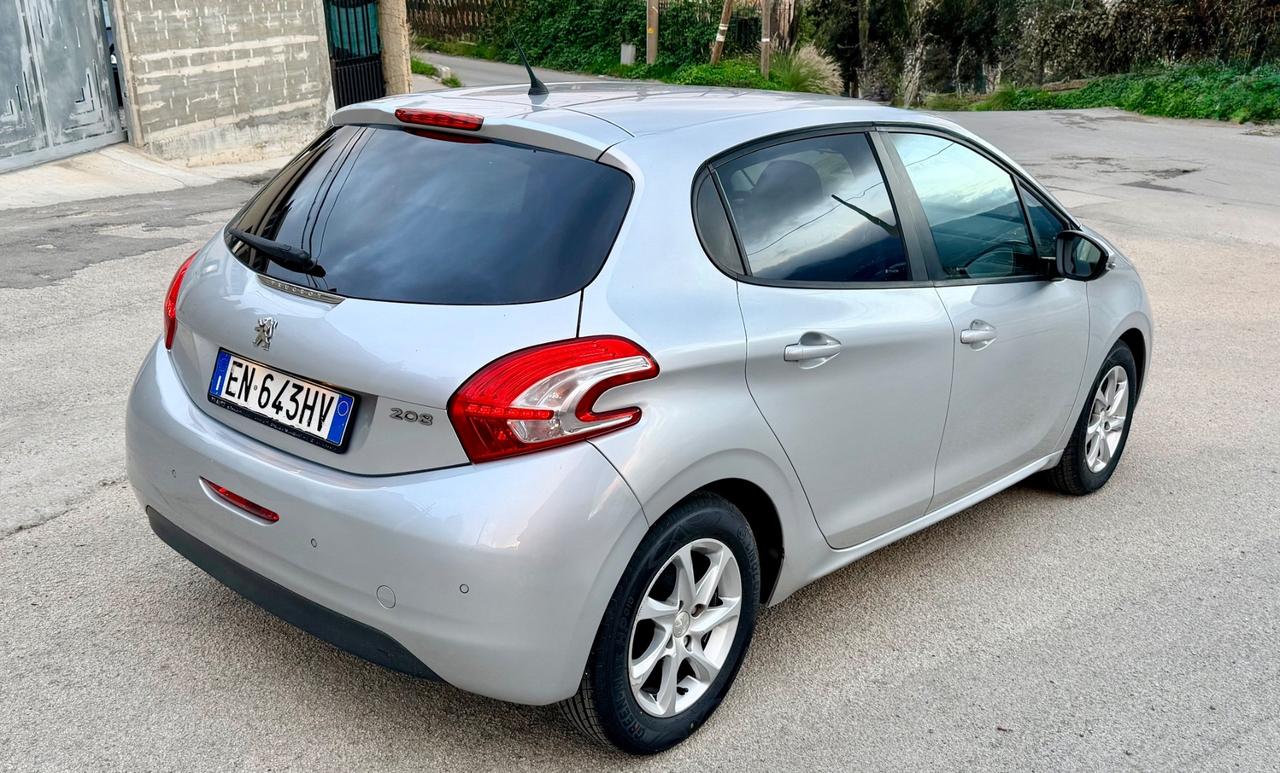 Peugeot 208 1.4 HDi 68 CV 5 porte Active