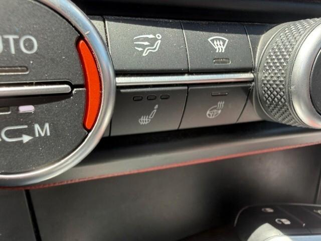Alfa Romeo Giulia 2.2 Turbodiesel 210 CV AT8 AWD Q4 Veloce