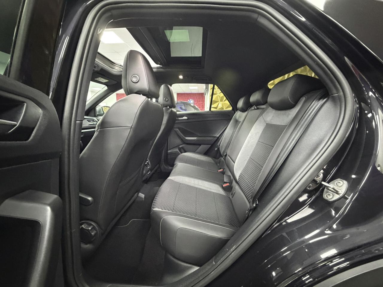 Volkswagen T-Roc R 2.0 TSI DSG 4MOTION BlueMotion Technology