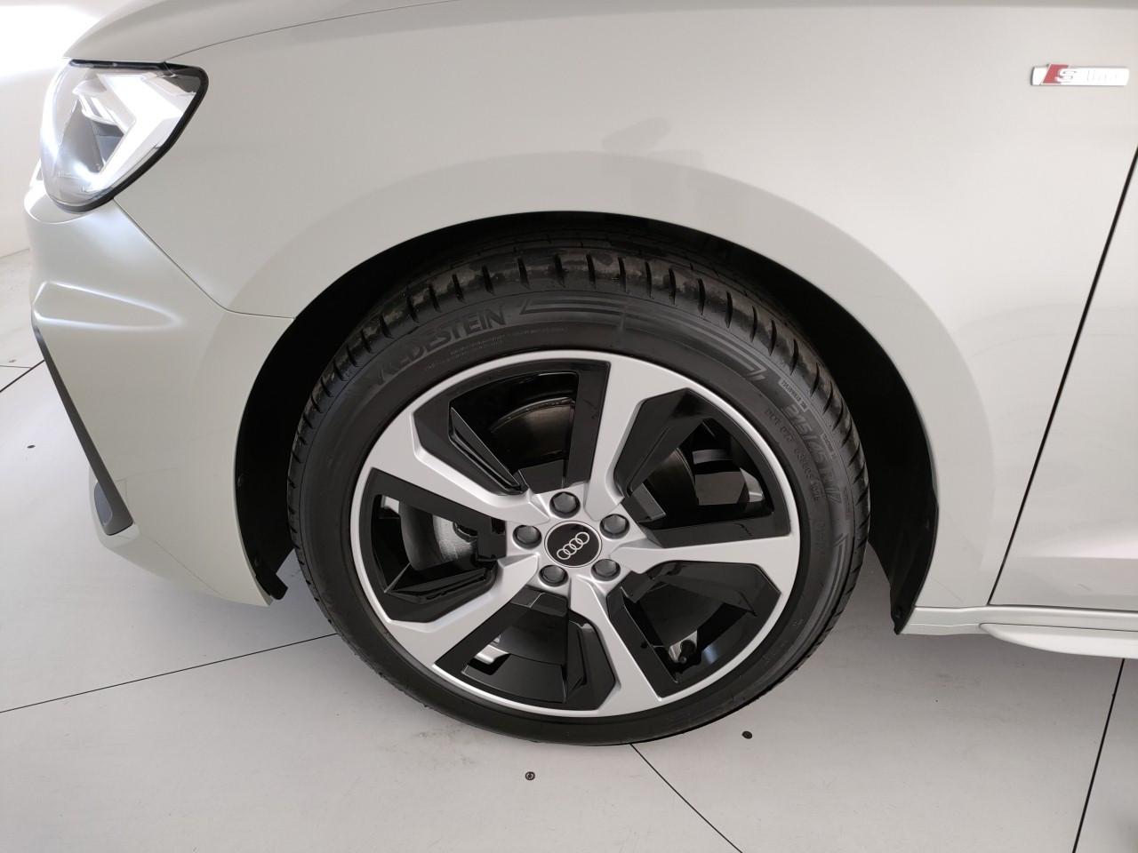 AUDI A1 Sportback 30 1.0 tfsi S Line Edition 116cv s-tronic