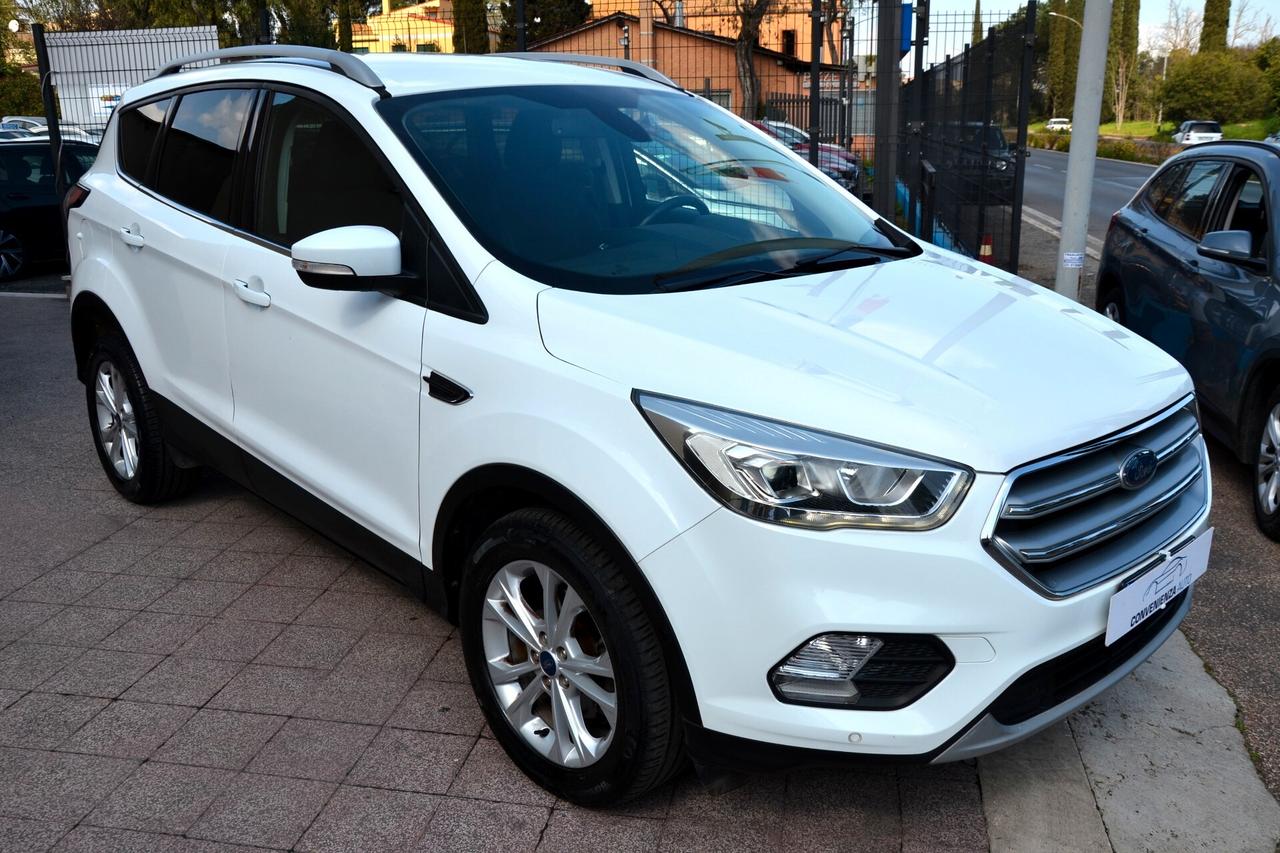 Ford Kuga 1.5 TDCI 120 CV S&S 2WD Powershift Edition