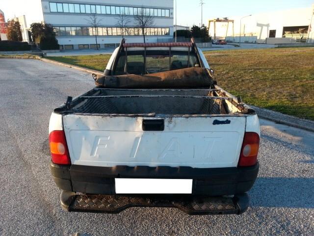 Fiat Strada 1.2 Pick-up Metano