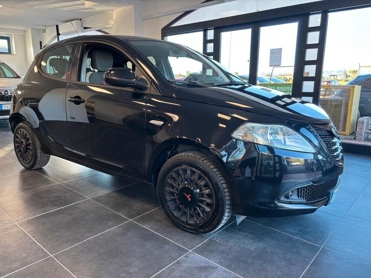 LANCIA YPSILON ANNO 2014 BZ GPL ADATTA NEOPATENTATI KM 182 MILA
