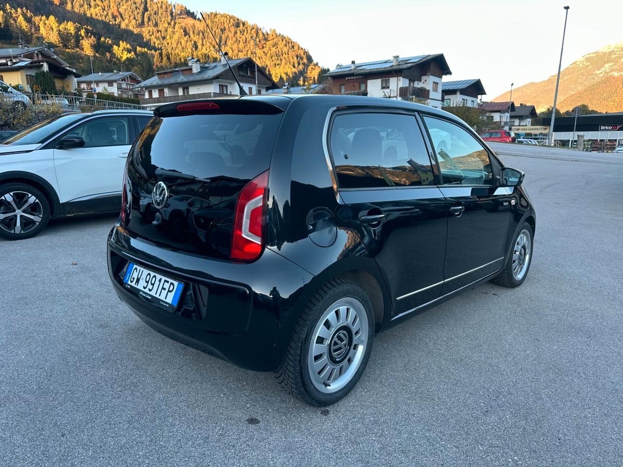 Volkswagen up! 1.0 75 CV 5p. high