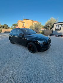 Audi Q5 40 TDI 204 CV quattro S tronic line Identity Black