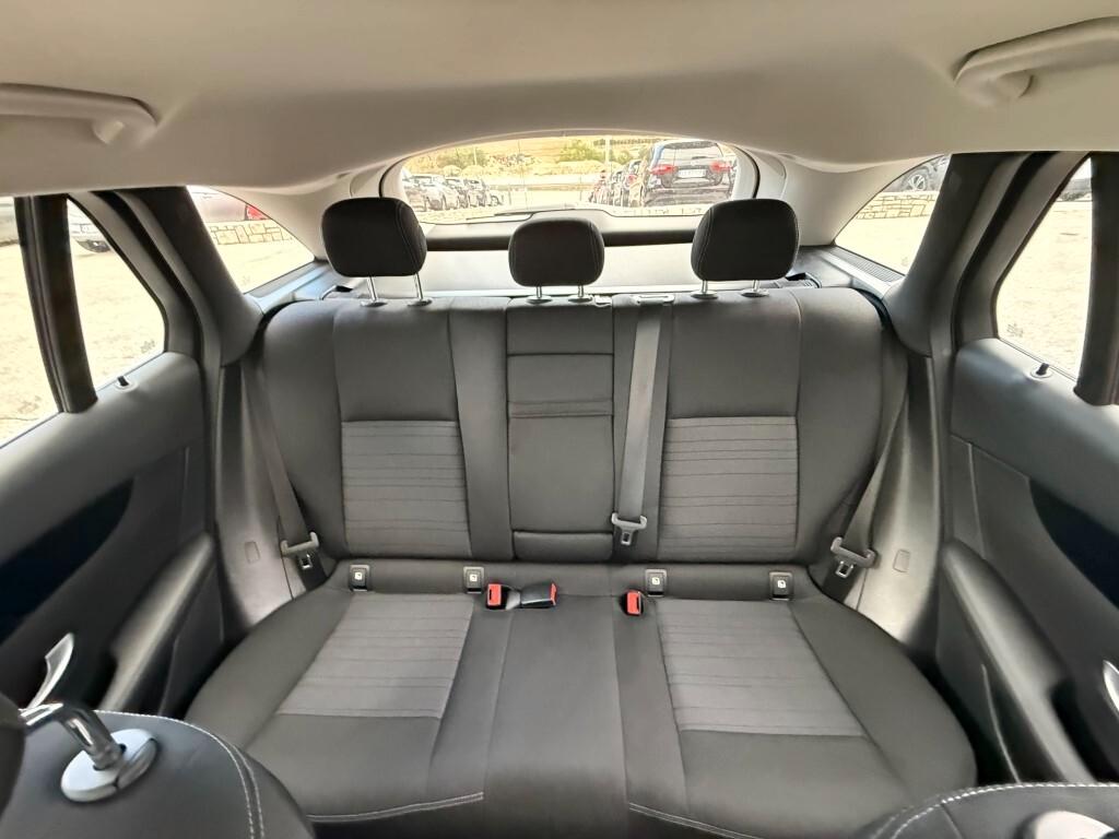 Mercedes Glc 200 D Business 4matic Auto